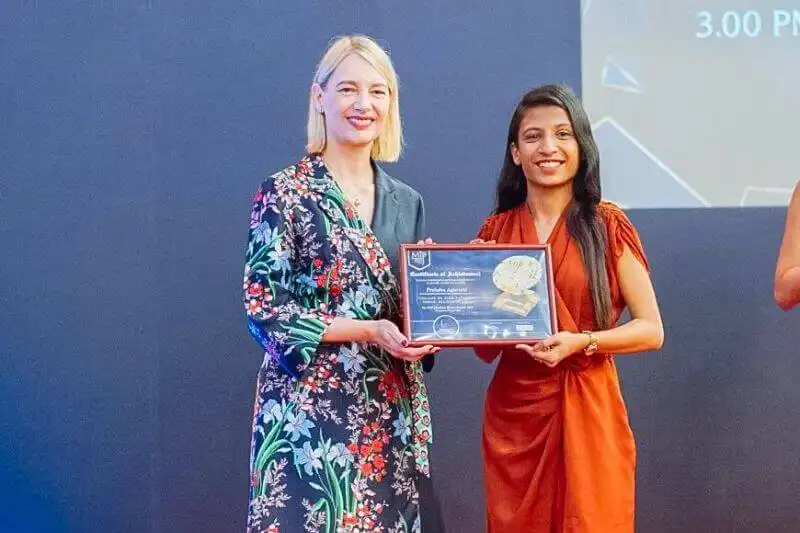 ISGJ Awards and Honors in Gems and Jewellery Education